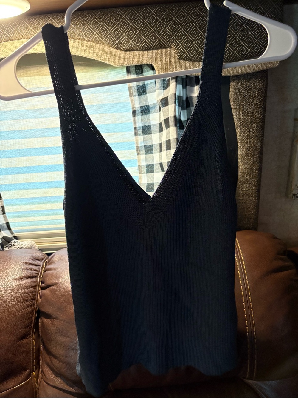 Women's Black V-Neck Knit/sweater Tank Top
